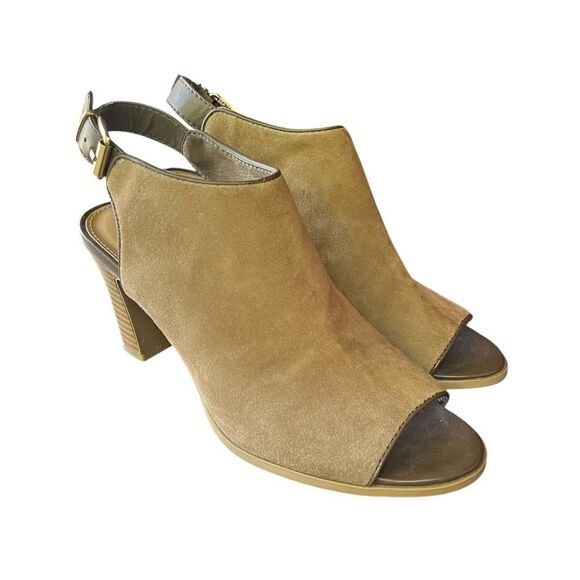 Bass tan leather open toed heels. Size 8 - Picture 4 of 9